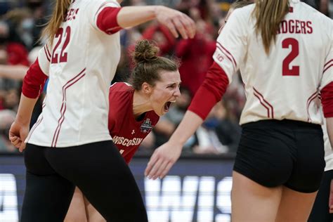 Wisconsin volleyball captures its first National Championship